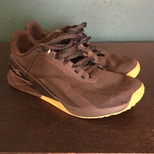 Reebok Nano 11 black with gum sole men’s 10.5 barely worn